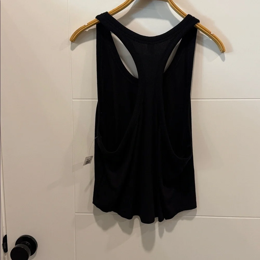 Old Navy Black Sleeveless Women's Top size 2X NWT - Picture 2 of 8